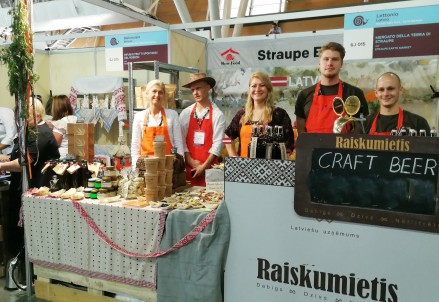 Biedrība Slow Food Straupe kopā ar pasaules mazajiem pārtikas ražotājiem aicina mainīt ēšanas paradumus