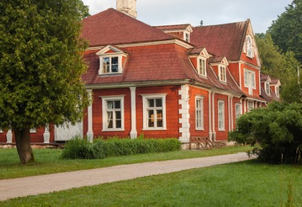 Ungurmuiža un tās parks - pavasara izbraucienu galamērķis