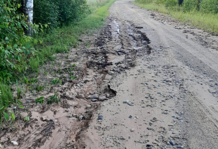Stipro lietavu radītie postījumi Straupes pagasta ceļos novērsti, vienā posmā plānoti remontdarbi