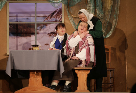 Aizvadīta Cēsu novada amatierteātru skate