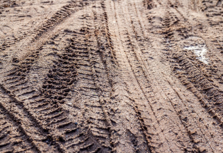 Par grants ceļu uzturēšanu ilgstošu nokrišņu apstākļos