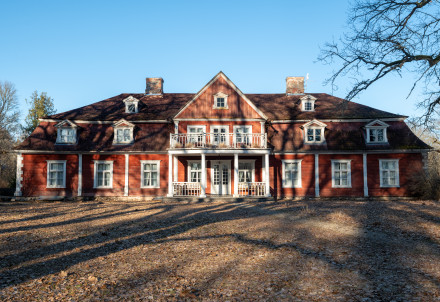 Aicinām pieteikties Ungurmuižas kompleksa nomas tiesību izsolei